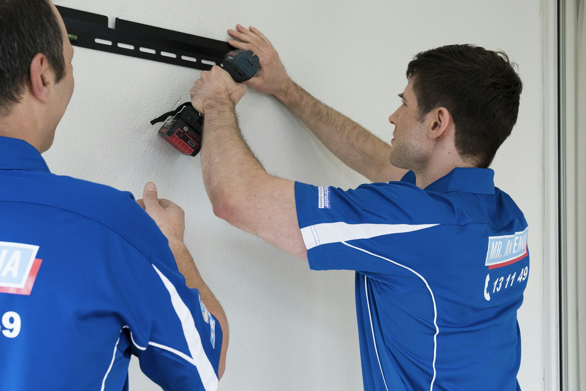 Antenna Installation Logan Beaudesert