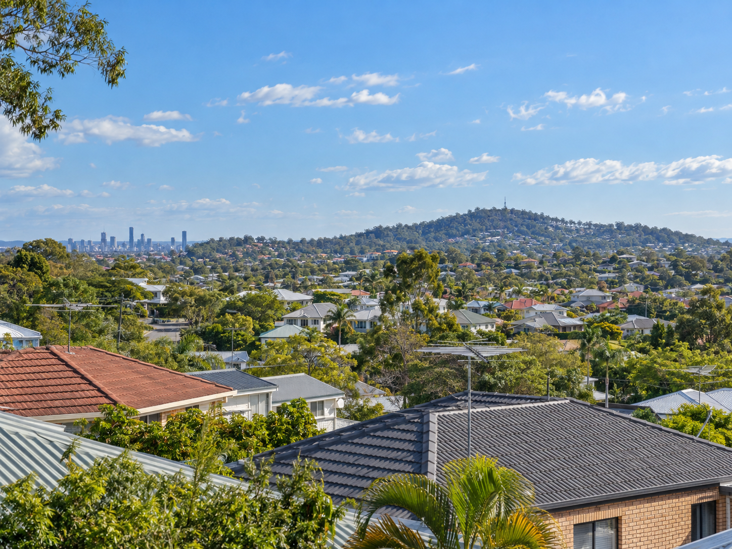 Rooftop TV antennas across Brisbane suburbs