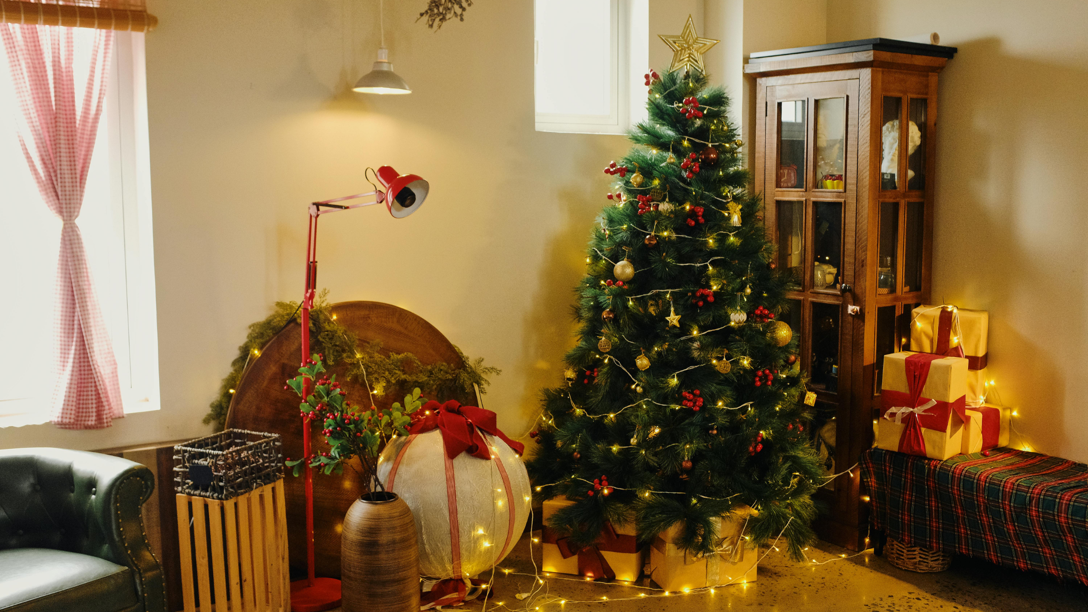 Christmas hosting setup inside an Australian home, highlighting the need for christmas pest prevention during summer